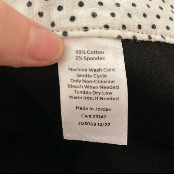 Talbots Perfect Skimmer Straight Leg Black Cropped Pants - Picture 5 of 5